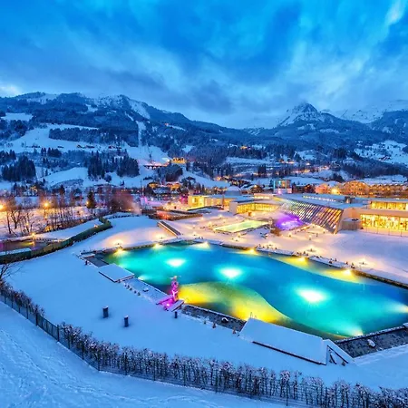 Mayr: Alpine Thermal & Summer Mountain Access Apartment
