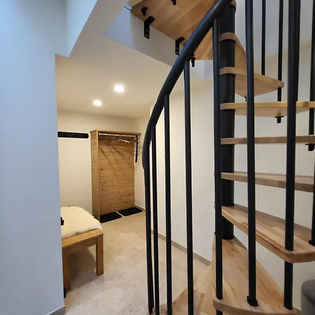 Apartment Mayr: Alpine Thermal & Summer Mountain Access *