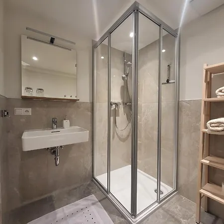 Mayr Inklusive Ganzjaehrig Gratis Zugang Zur Alpentherme Und Im Sommer Kostenlose Bergbahnnutzung Appartement